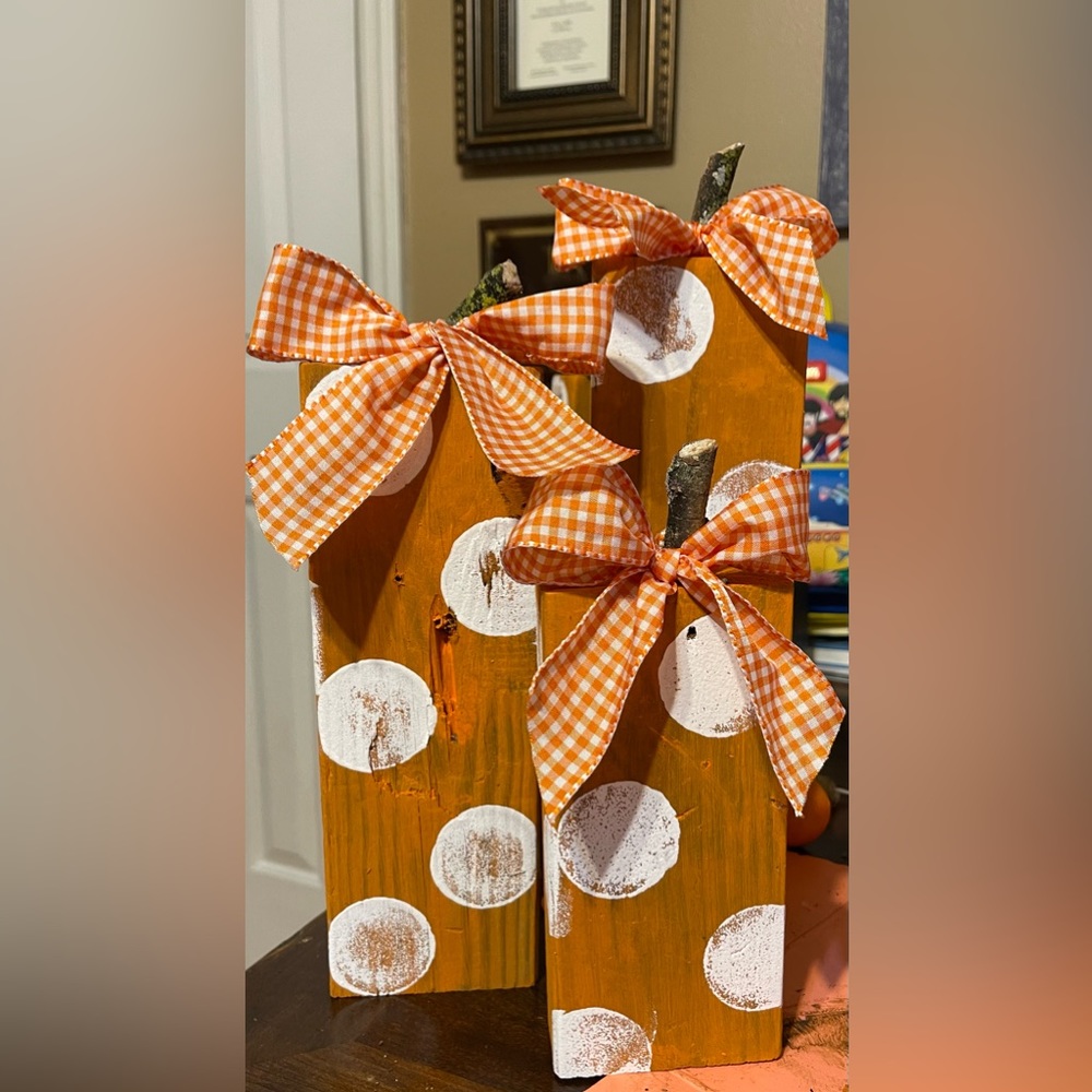 Fall Decor - wooden pumpkins